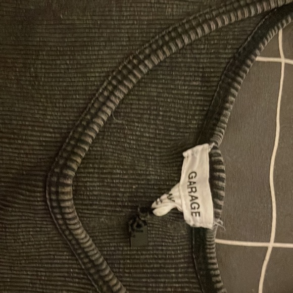 Blackish grey colour Brand:garage - Picture 4 of 4